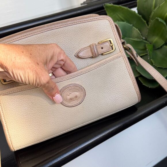 Dooney & Bourke Vintage buckle ziptop satchel oatmeal Leather Crossbody Shoulder - Picture 9 of 14